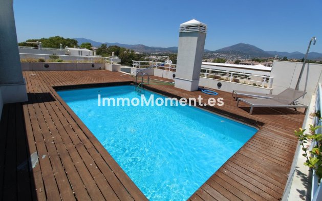 Resale - Apartment - Marbella - Puerto Banús