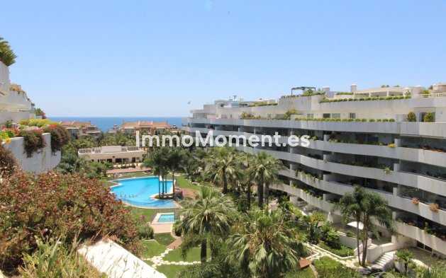 Resale - Apartment - Marbella - Puerto Banús