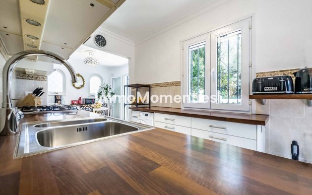 Reventa - Villa independiente - Benalmadena - Benalmadena Centro