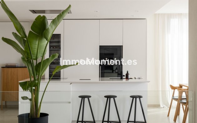Wiederverkauf - Wohnung - Marbella - Nueva Andalucía