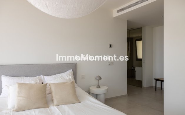 Wiederverkauf - Wohnung - Marbella - Nueva Andalucía