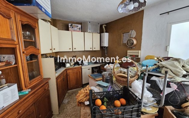 Bestaande woning - Vrijstaande villa - Estepona  - Estepona Centro