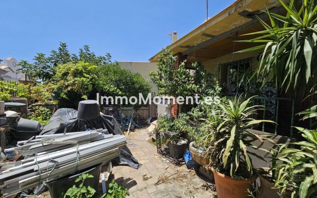 Bestaande woning - Vrijstaande villa - Estepona  - Estepona Centro