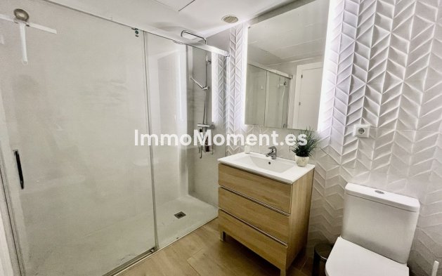 Resale - Apartment - Benalmadena - Benalmadena Centro