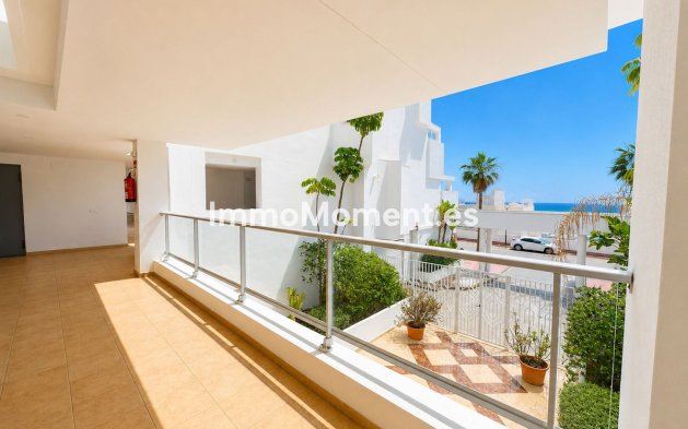 Resale - Apartment - Benalmadena - Benalmadena Centro