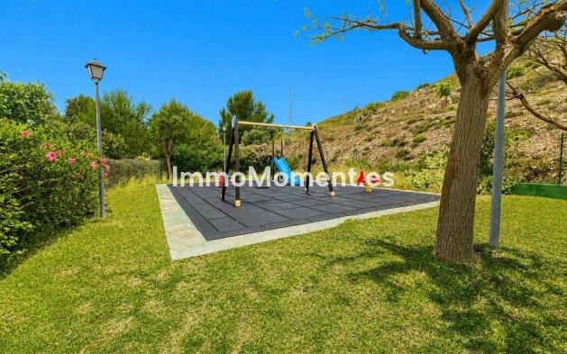 Resale - Apartment - Benalmadena - Benalmadena Centro