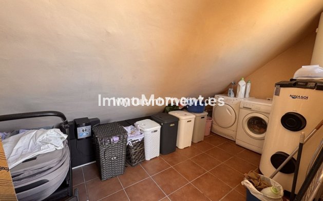 Resale - Apartment - Inland  - Alhaurín de la Torre