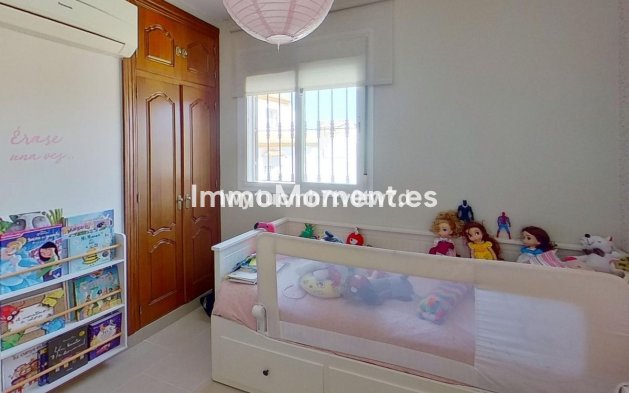 Resale - Apartment - Inland  - Alhaurín de la Torre