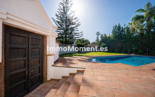 Wiederverkauf - Freistehende Villa - Marbella - Nueva Andalucía
