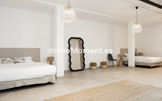 Reventa - Villa independiente - Estepona  - Valle Romano