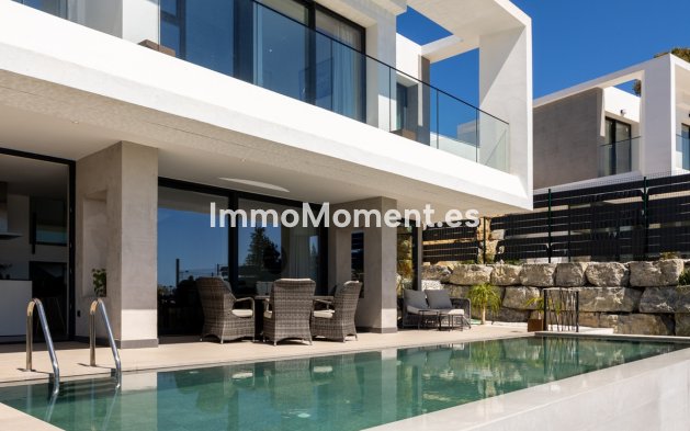 Reventa - Villa independiente - Estepona  - Valle Romano