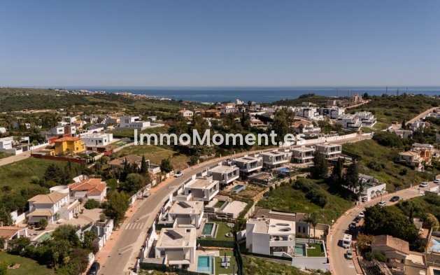 Reventa - Villa independiente - Estepona  - Valle Romano