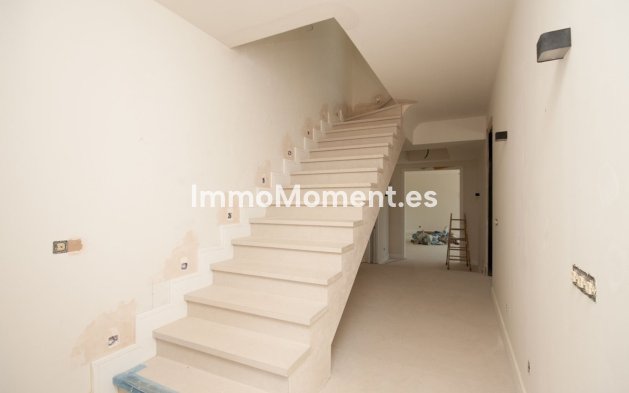 Wiederverkauf - Freistehende Villa - Marbella - Elviria