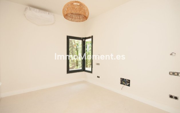 Wiederverkauf - Freistehende Villa - Marbella - Elviria