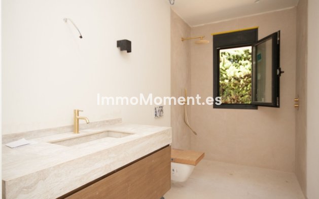Wiederverkauf - Freistehende Villa - Marbella - Elviria
