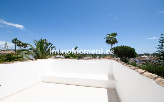 Wiederverkauf - Freistehende Villa - Marbella - Elviria
