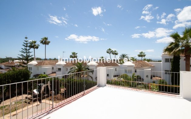 Wiederverkauf - Freistehende Villa - Marbella - Elviria