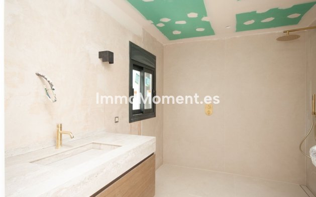 Wiederverkauf - Freistehende Villa - Marbella - Elviria