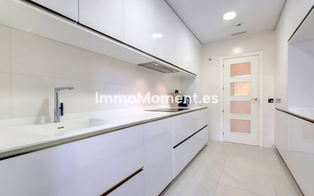 Revente - Appartement - Estepona  - Estepona Centro