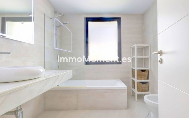 Revente - Appartement - Estepona  - Estepona Centro
