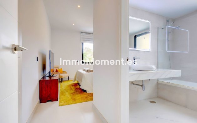 Revente - Appartement - Estepona  - Estepona Centro