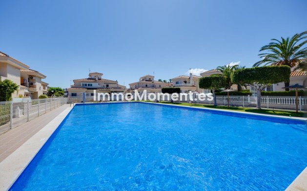 Revente - Villa - Orihuela - Orihuela Costa