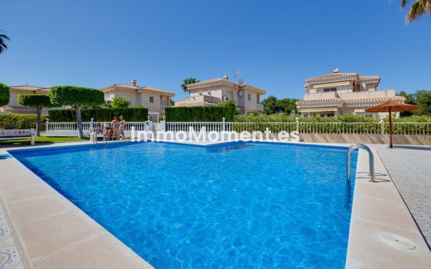 Revente - Villa - Orihuela - Orihuela Costa