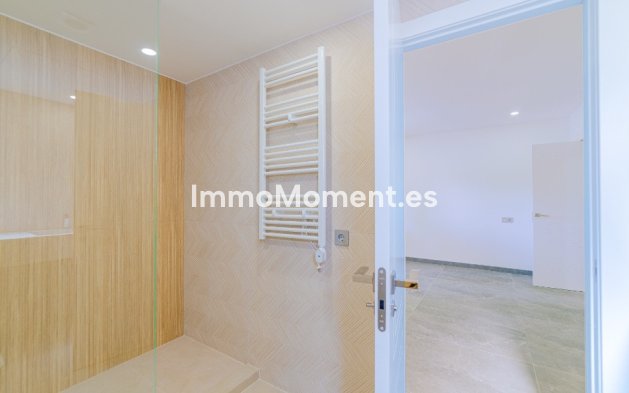 Reventa - Villa independiente - Orihuela - Los Balcones