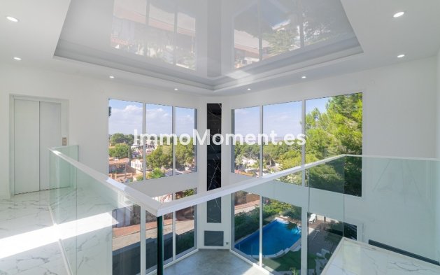 Reventa - Villa independiente - Orihuela - Los Balcones