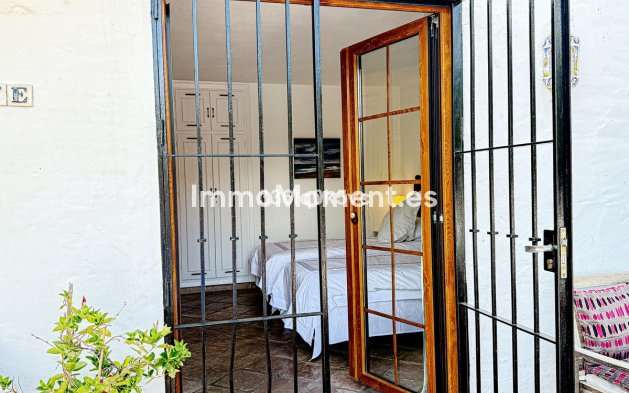 Resale - Apartment - Benahavís - Benahavís Centro