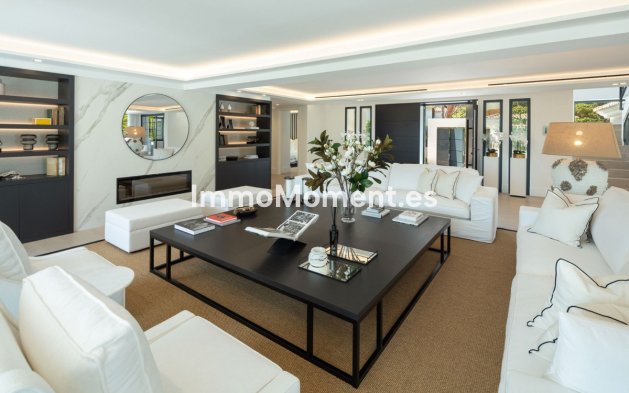 Resale - Detached villa - Marbella - Nueva Andalucía