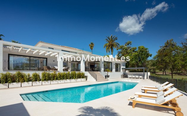 Resale - Detached villa - Marbella - Nueva Andalucía