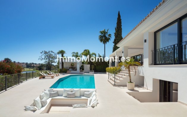Resale - Detached villa - Marbella - Nueva Andalucía