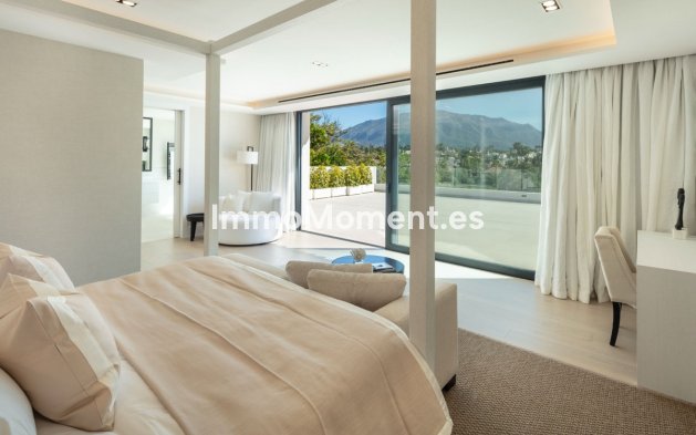 Resale - Detached villa - Marbella - Nueva Andalucía