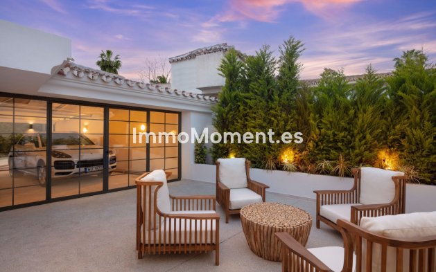 Resale - Detached villa - Marbella - Nueva Andalucía