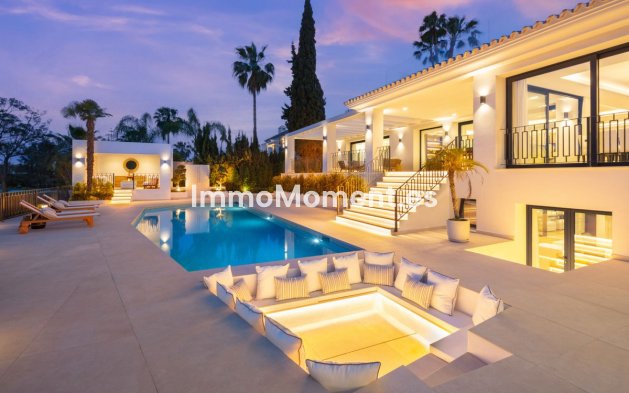 Resale - Detached villa - Marbella - Nueva Andalucía