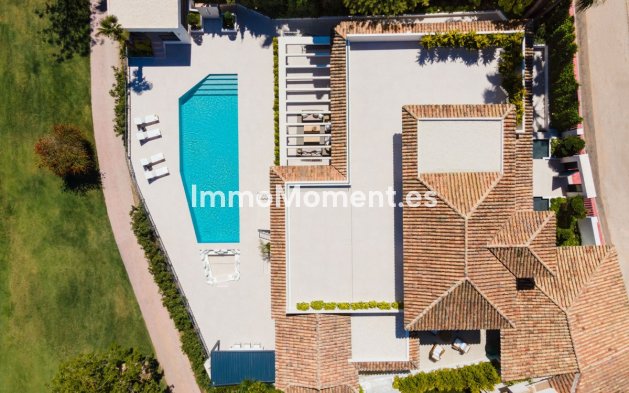 Resale - Detached villa - Marbella - Nueva Andalucía