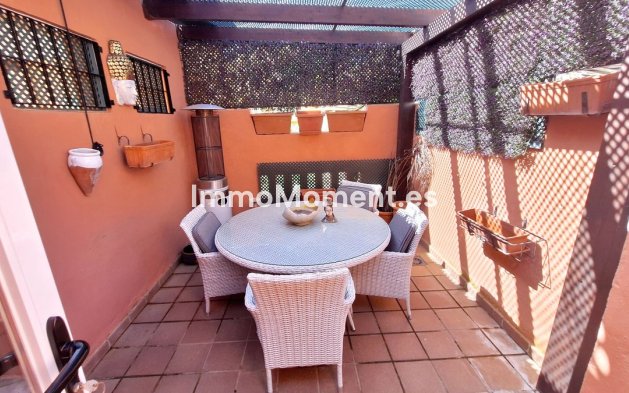 Resale - Apartment - Manilva - La Duquesa
