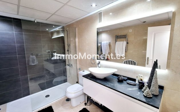 Resale - Apartment - Manilva - La Duquesa