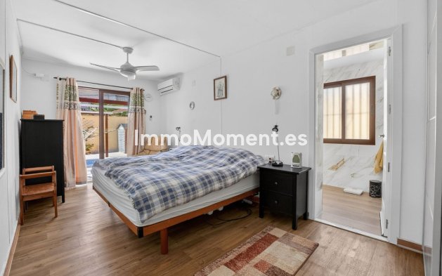 Bestaande woning - Vrijstaande villa - Torrevieja - Torrevieja Centro
