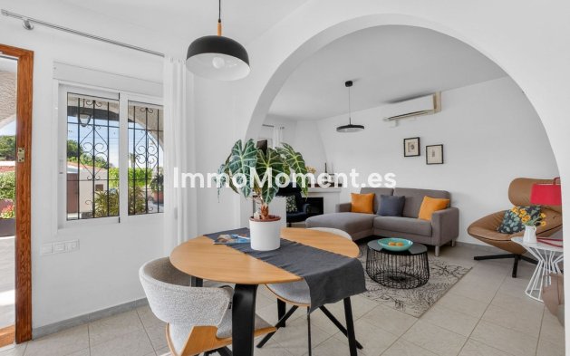 Bestaande woning - Vrijstaande villa - Torrevieja - Torrevieja Centro