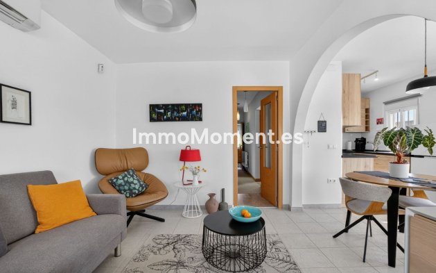Bestaande woning - Vrijstaande villa - Torrevieja - Torrevieja Centro