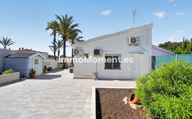 Bestaande woning - Vrijstaande villa - Torrevieja - Torrevieja Centro