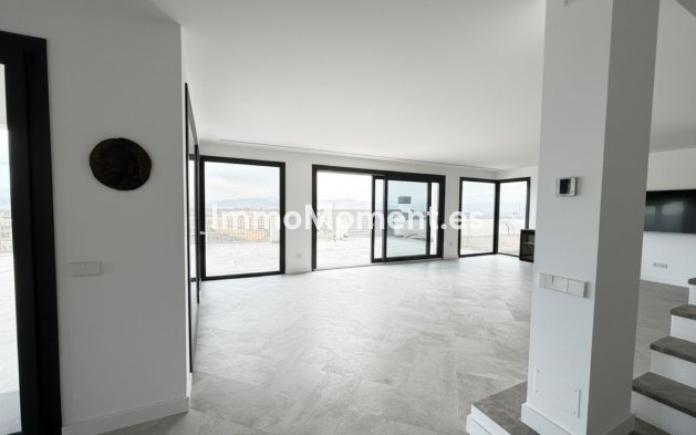 Resale - Detached villa - Inland  - Coín