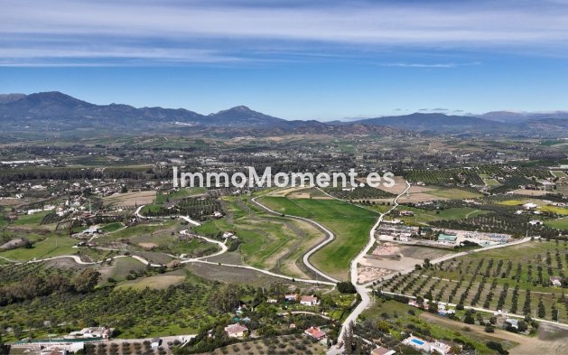 Resale - Detached villa - Inland  - Coín