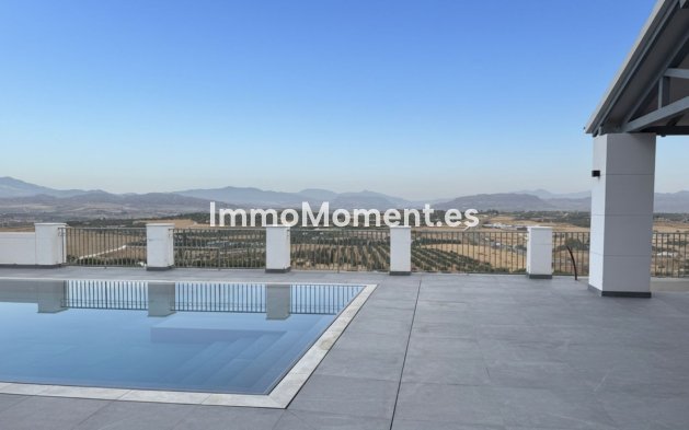 Resale - Detached villa - Inland  - Coín
