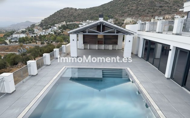 Resale - Detached villa - Inland  - Coín
