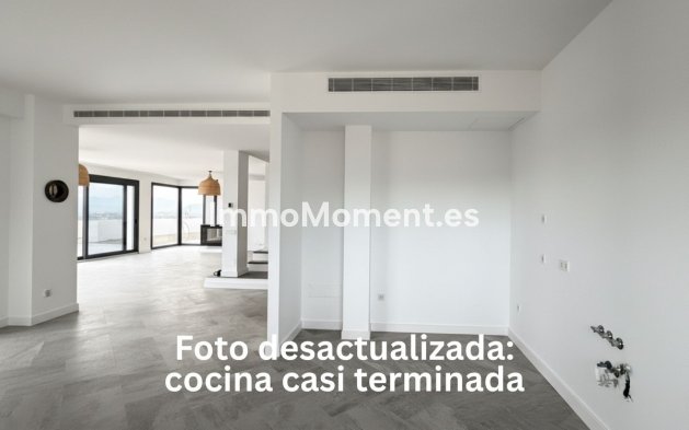 Resale - Detached villa - Inland  - Coín