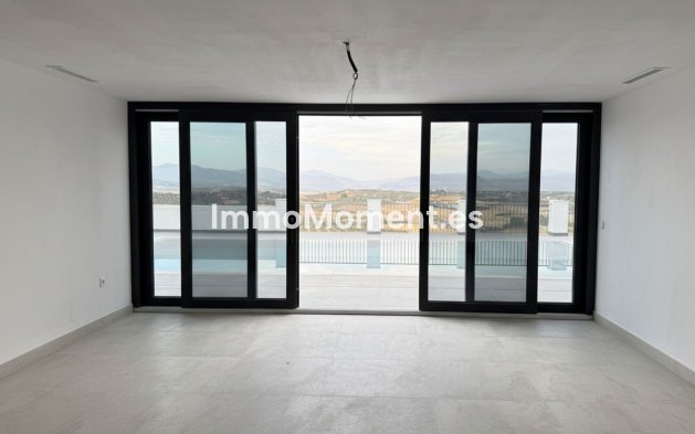 Resale - Detached villa - Inland  - Coín
