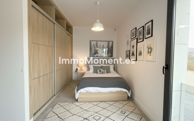Resale - Detached villa - Inland  - Coín